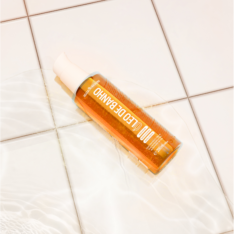 Óleo de banho Beleza Brasileira super hidratante 200ML, produto em azulejo branco.