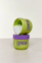 Dois potes verdes esfrega. Esfoliante corporal Beleza Brasileira esfrega bumbum 200G, cosmético, textura cremosa.