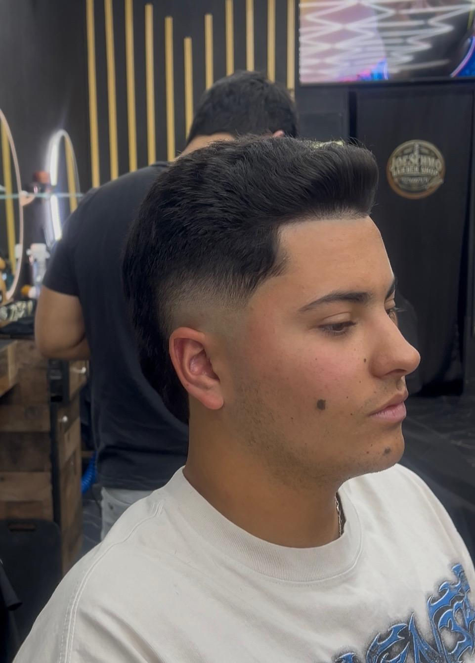 Mens mid taper haircut