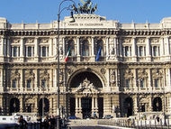 Il ricorso straordinario per errore di fatto può essere accolto se la pena concordata è stata erroneamente riportata in sentenza (Cass. Pen. n. 6824/2025)