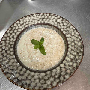 Plain Porrige (oatmeal) with normal milk