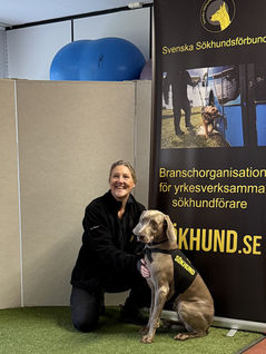 Carola med sin hund Salix.