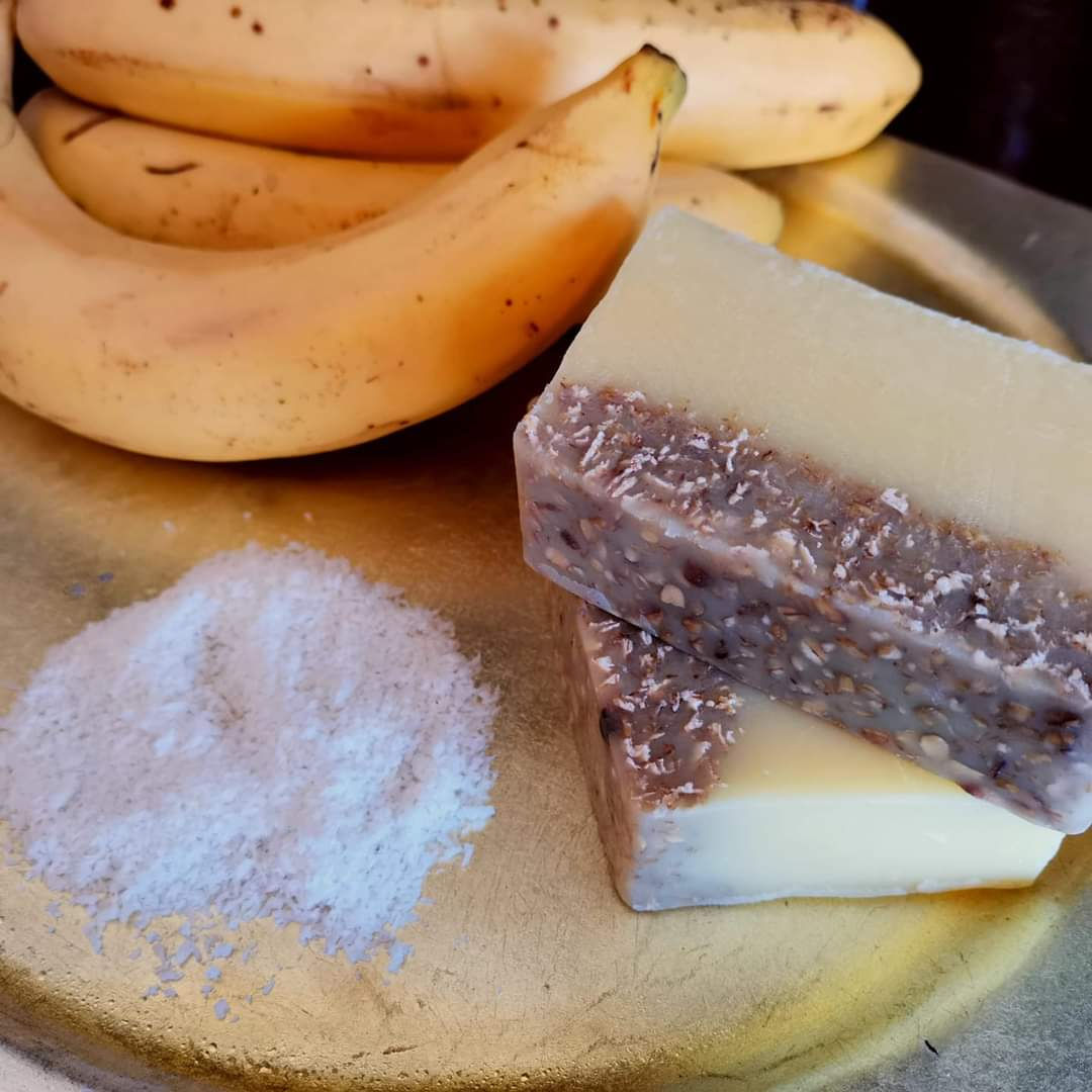 Sabonete Artesanal de BANANA E COCO