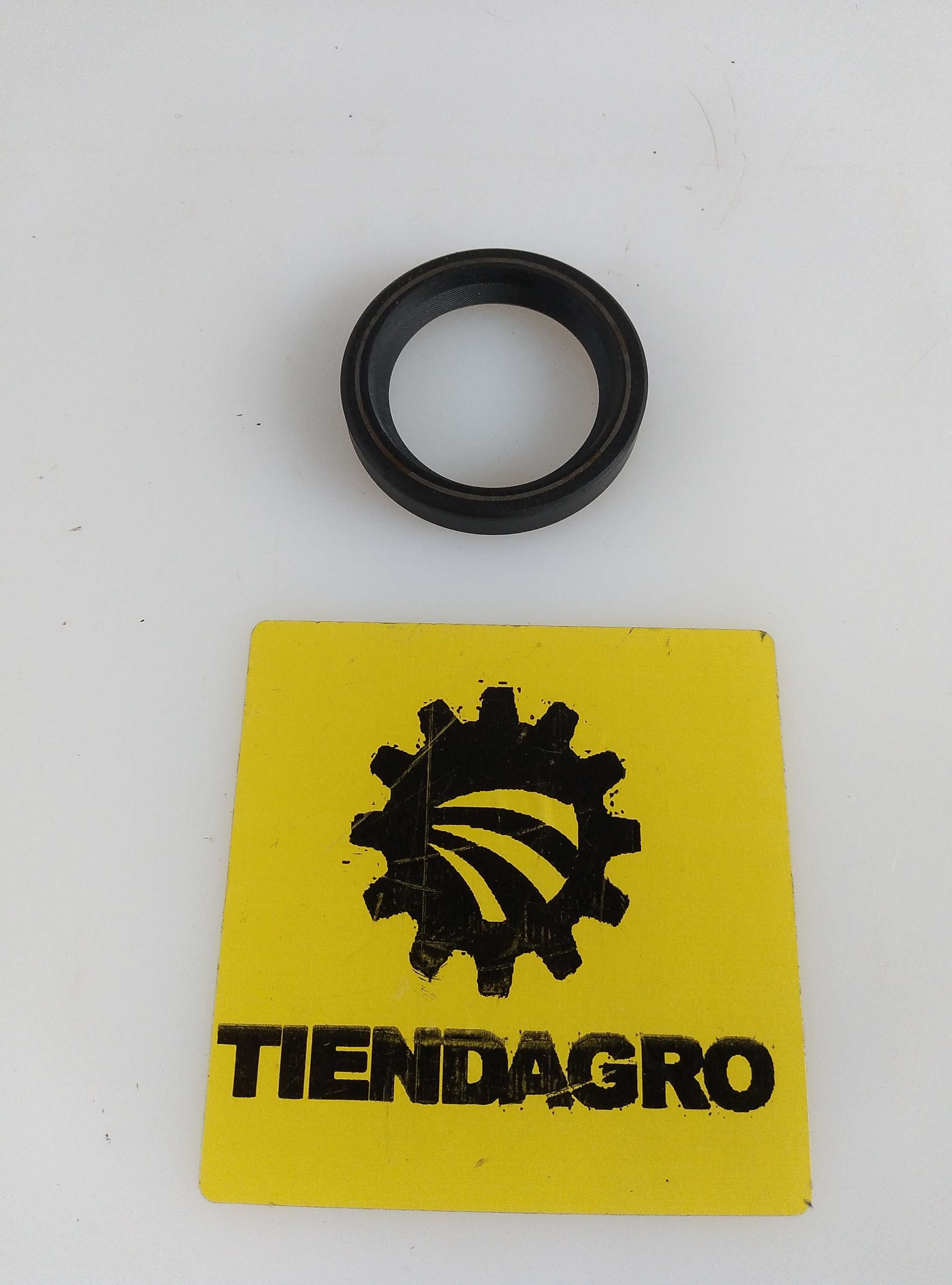 Retenedor 45x65x10 para motor Lombardini 