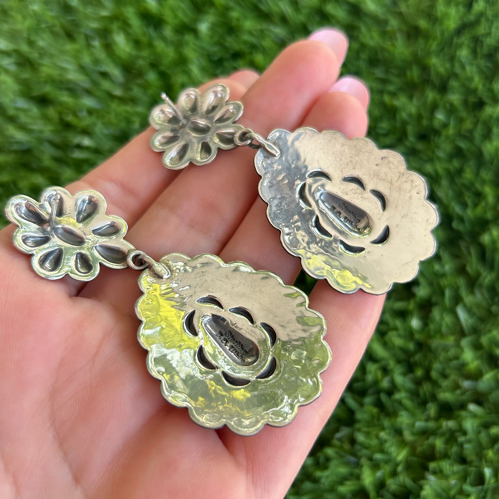 Miniature : Sterling Silver 3D Stampwork Pear Stud Earrings Handmade by Navajo Tsosie White