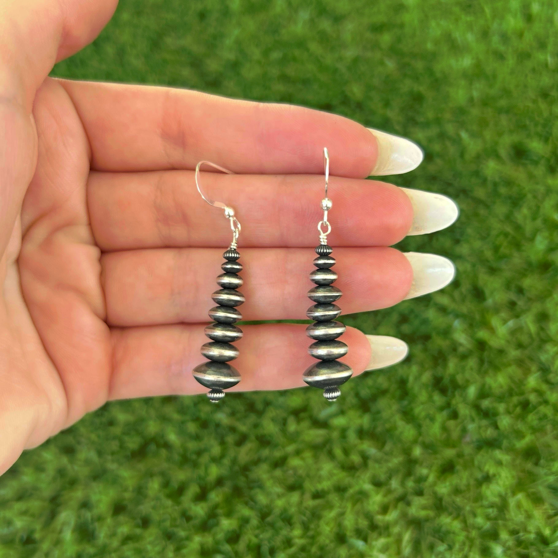 Graduated Rondel Navajo Pearl Pin Earrings Hand-finished Navajo Marilyn Platero