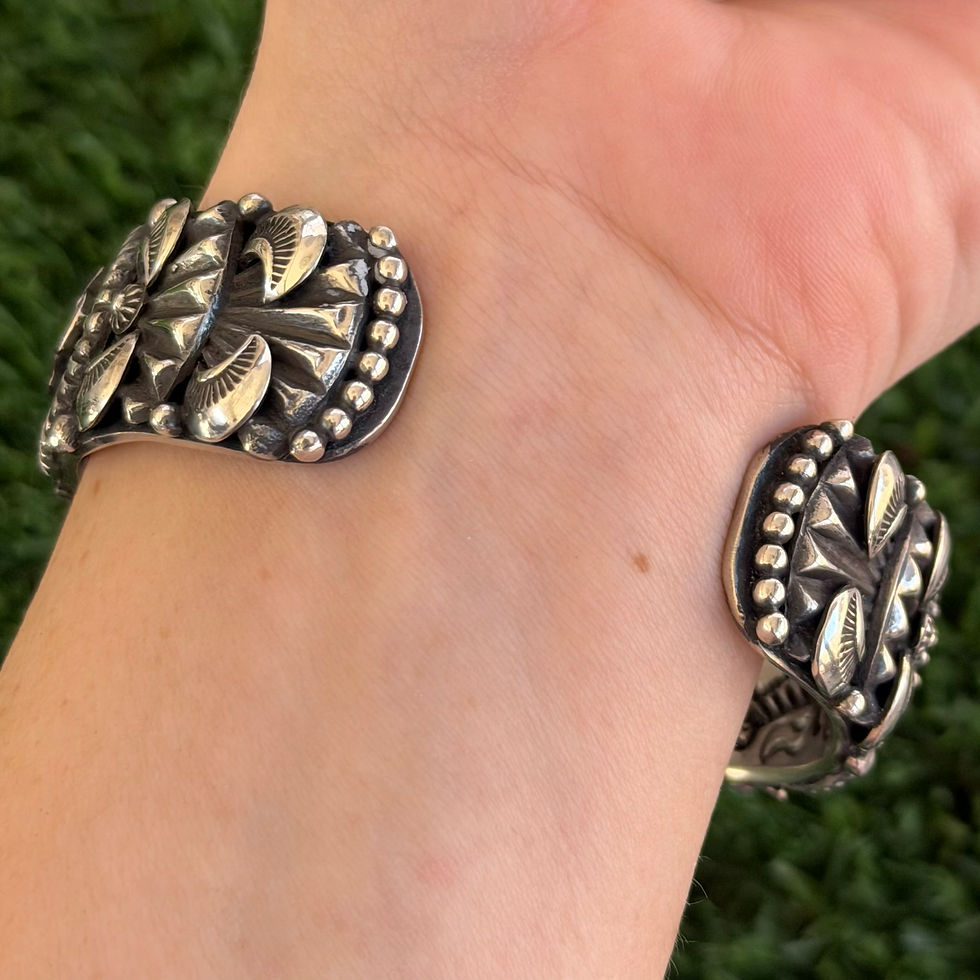 Miniature : RARE No. 8 Turq Appliqué Thunderbird 3D Cuff Handmade by Navajo Delbert Gordon