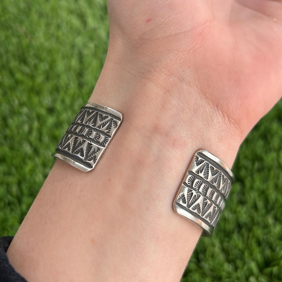 Thumbnail: S/M Oval White Buffalo Stampwork Stacker Cuff Handmade by Navajo Andy Cadman