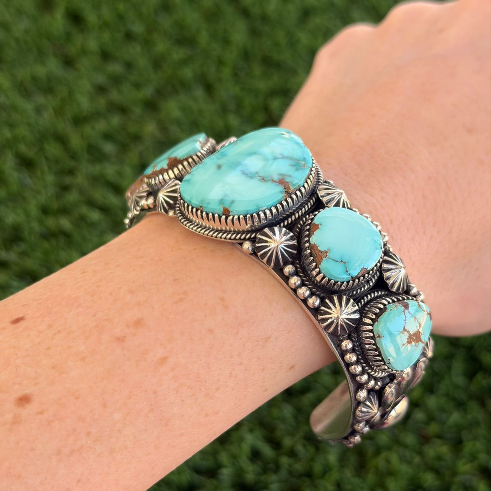 Miniature : RARE Bisbee Turquoise Appliqué 5-Stone 3D Cuff Handmade by Navajo Delbert Gordon