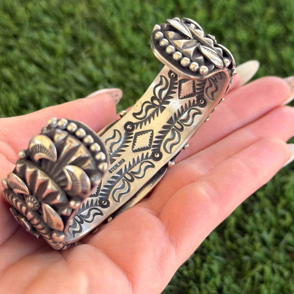 Miniature : RARE No. 8 Turq Appliqué Thunderbird 3D Cuff Handmade by Navajo Delbert Gordon