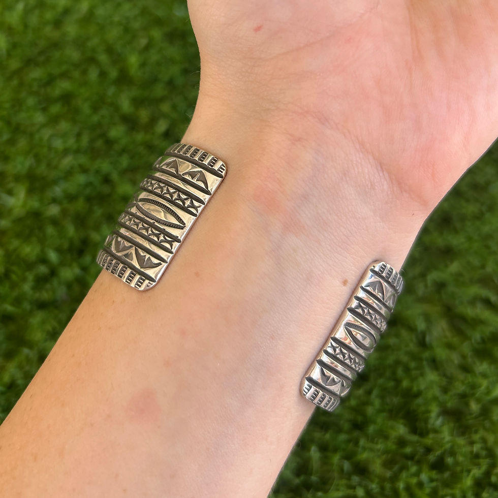 Thumbnail: Orange Spiny Oyster Sterling Star Stud Cuff Handmade by Navajo Happy Piasso