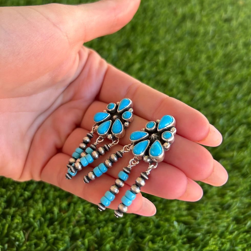 Thumbnail: Sleeping Beauty Cluster Beaded Dangle Earrings Handmade Navajo Geneva Apachito