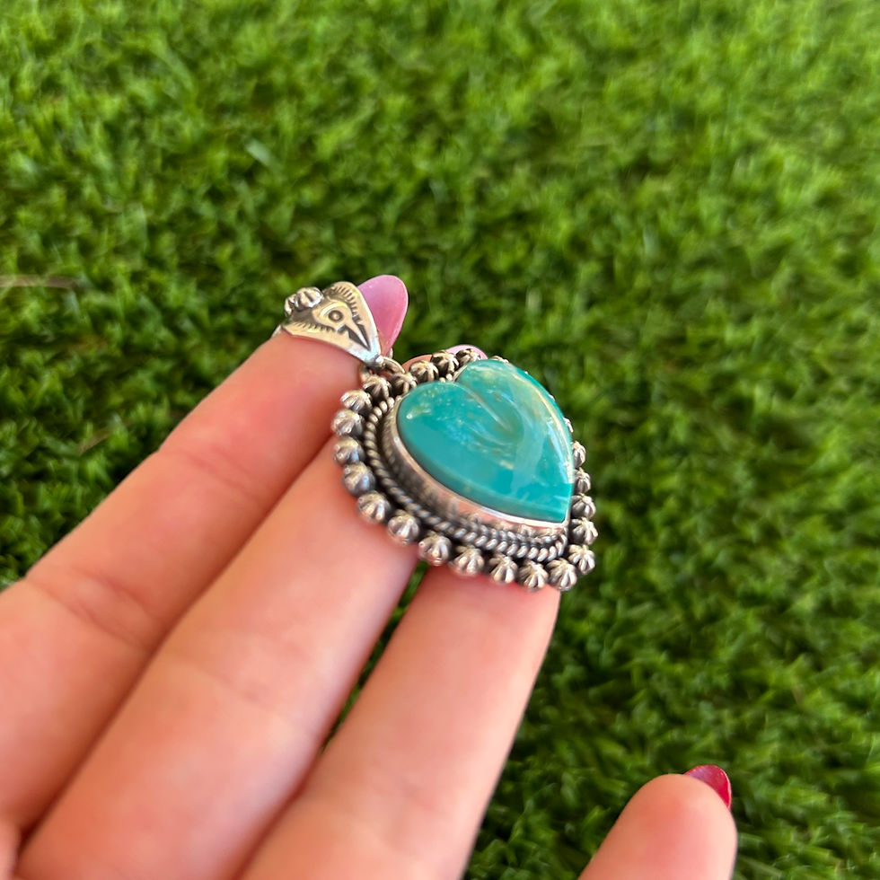 Miniature : MD Kingman Turquoise Heart Shot Pendant Handmade by Navajo Happy Piasso
