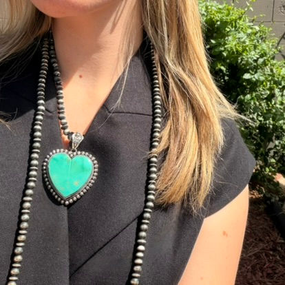 Thumbnail: MD/LG Kingman Turquoise Heart Shot Pendant 2 Handmade by Navajo Happy Piasso