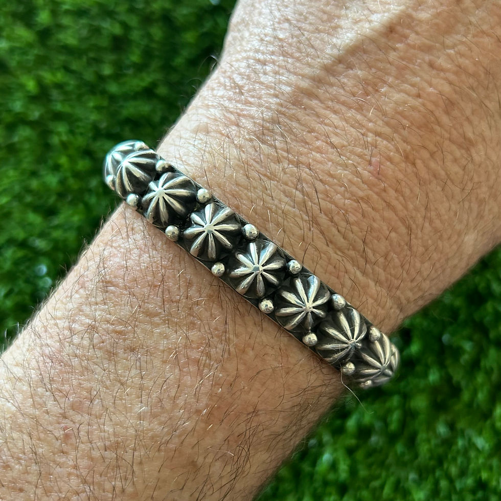 Thumbnail: M/LG Star Stud Sterling Silver Cuff Handmade by Navajo Happy Piasso