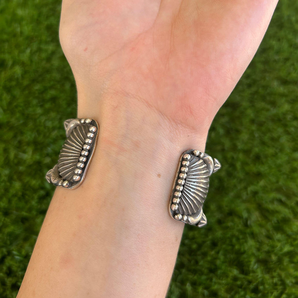 Thumbnail: XS-S Elaborate Sunburst Appliqué 3D Cuff 2 Handmade by Navajo Delbert Gordon