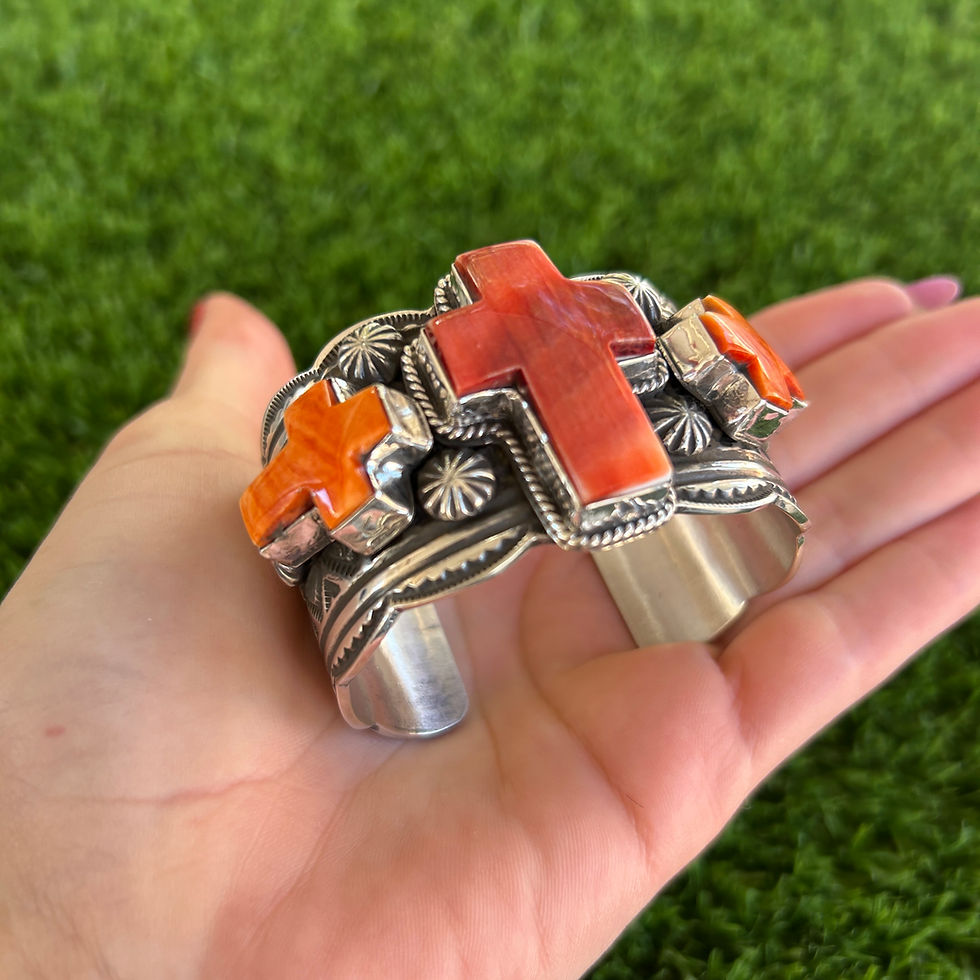 Thumbnail: XS Red-Orange Spiny Oyster Cross Stampwork Cuff Handmade by Navajo Andy Cadman