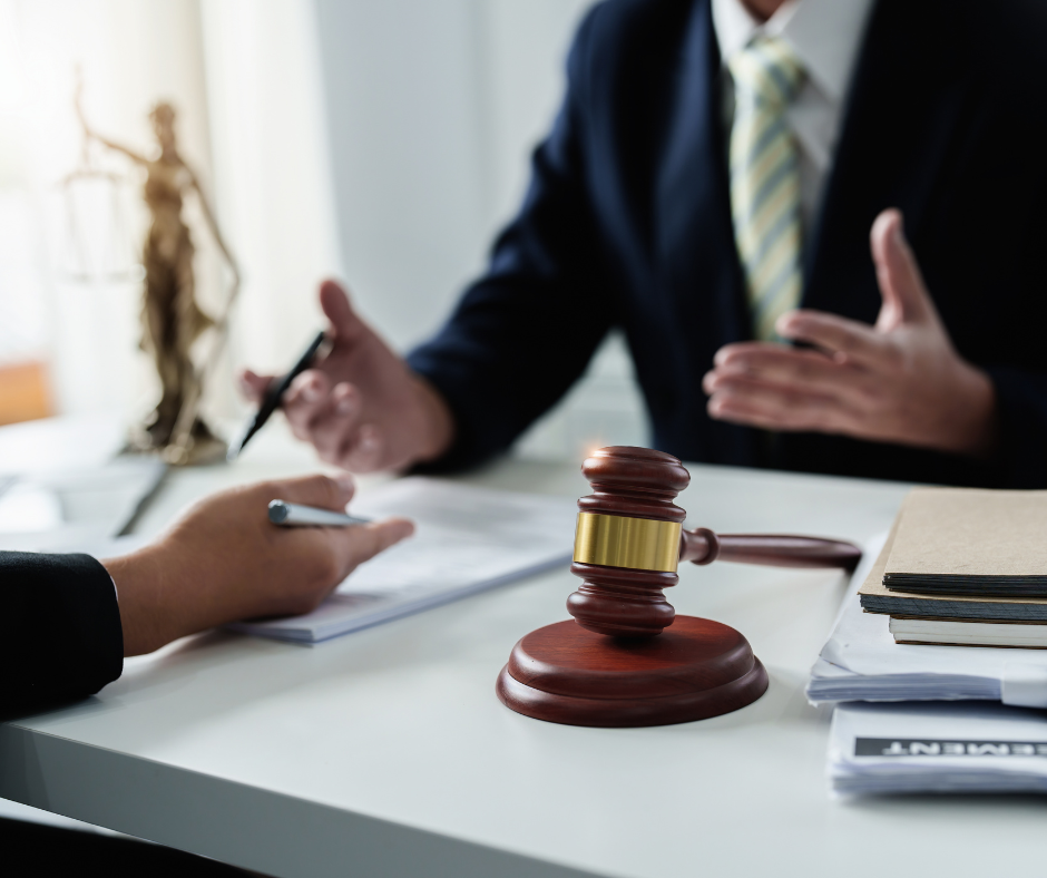 Navigating Portuguese Property Laws for International Buyers: A Guide