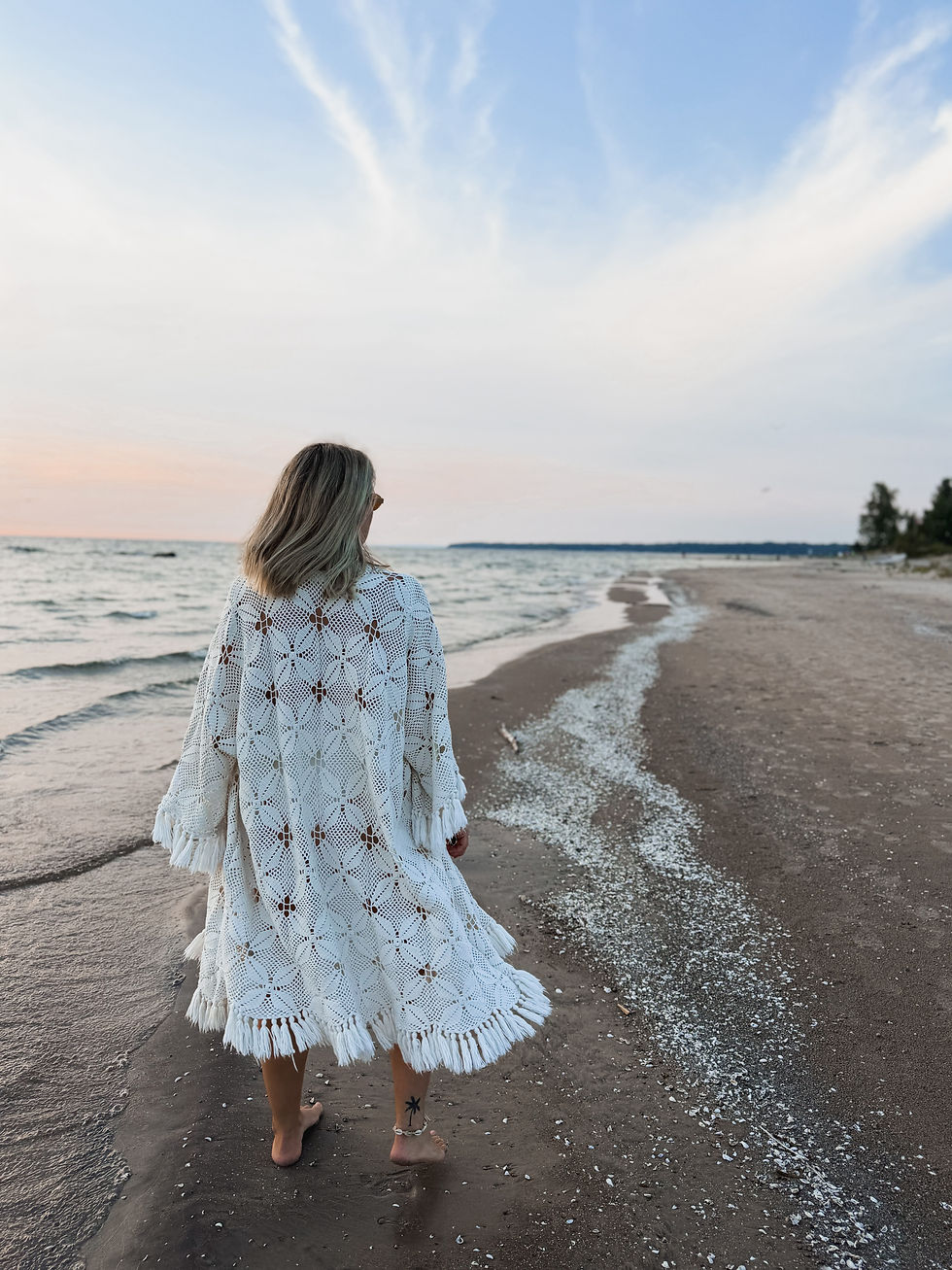 Thumbnail: Driftwood & daydreams kimono