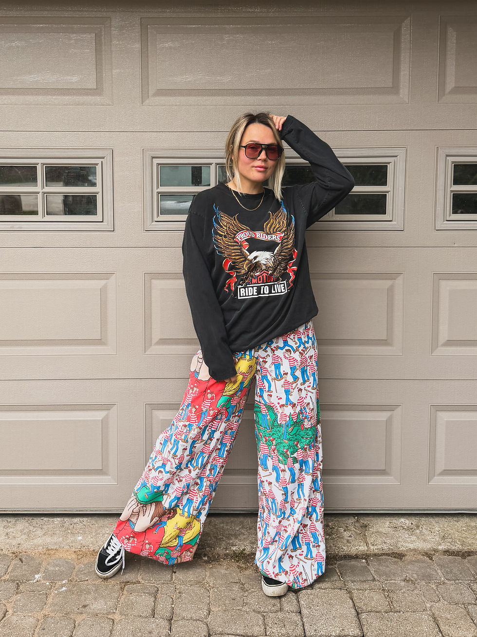Thumbnail: where’s Waldo pants