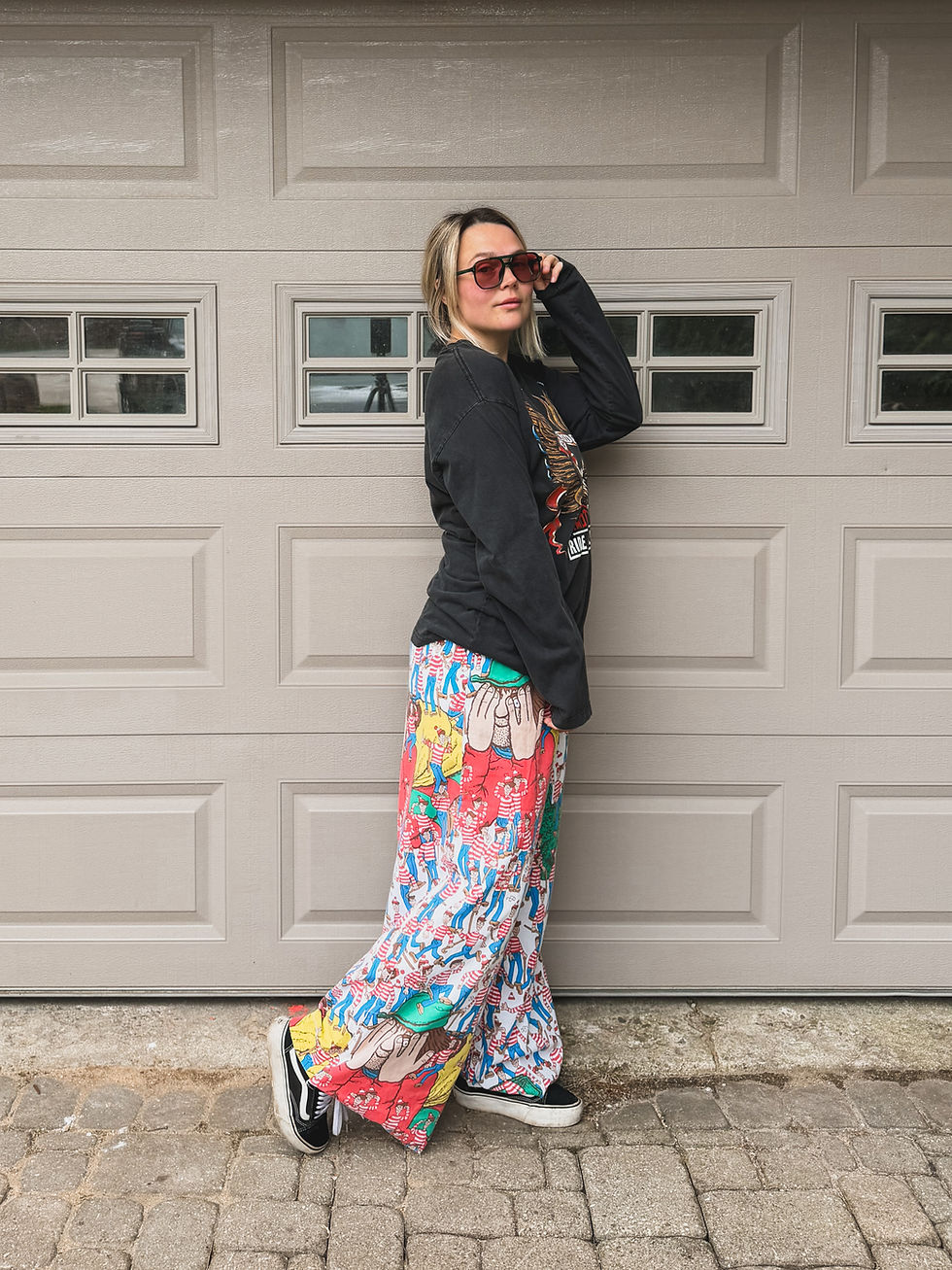 Thumbnail: where’s Waldo pants