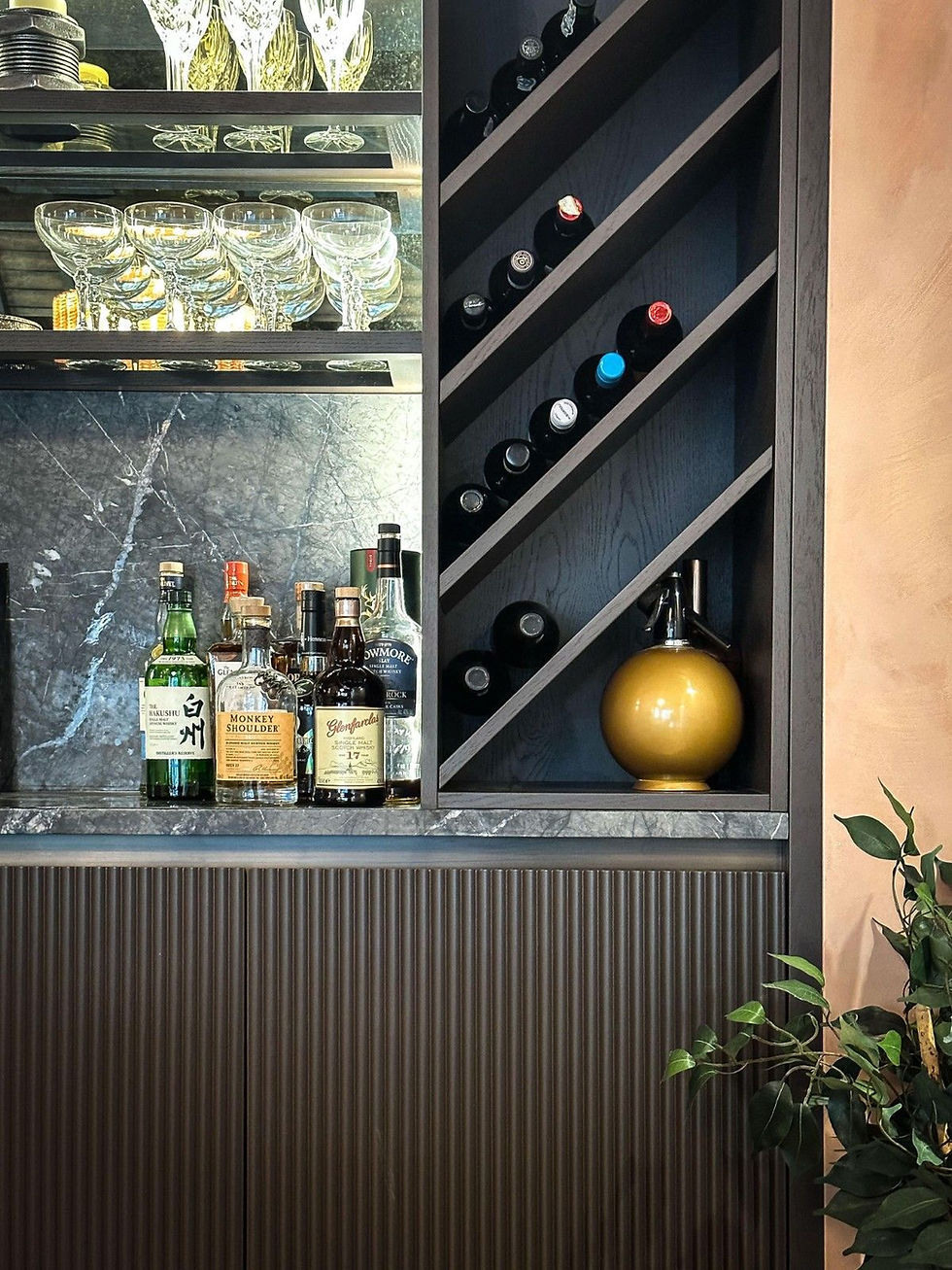 LuxuryHomeBar-4 (1).jpg