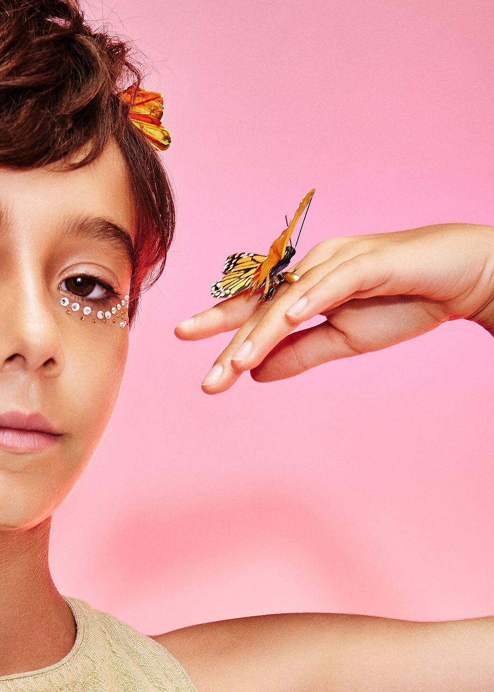 Cypress Snow Classen is a professional child model, dancer, athlete and performed based in Los Angeles and represented by the Zuri Agency.