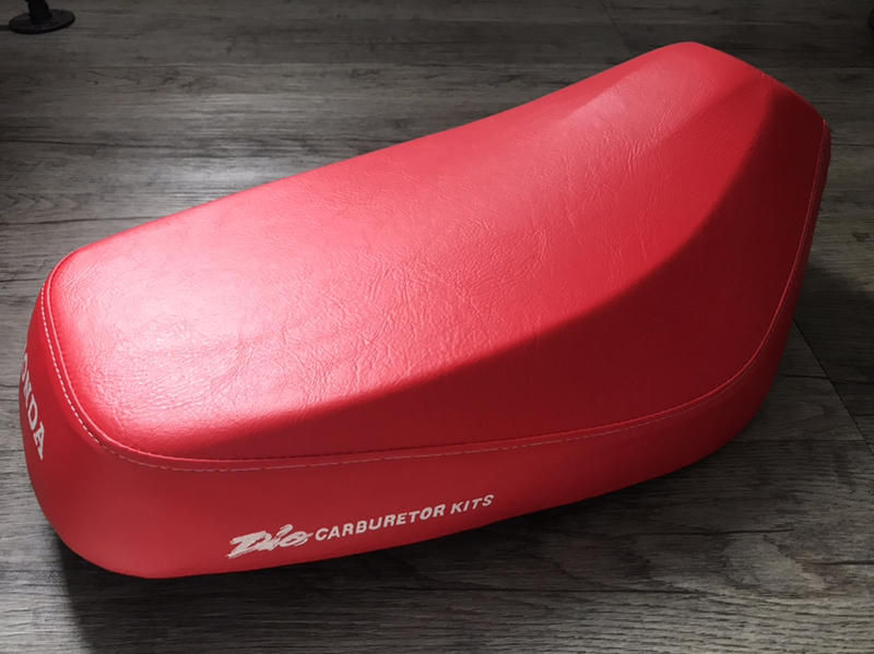 Thumbnail: HONDA DIO AF18 Red Seat