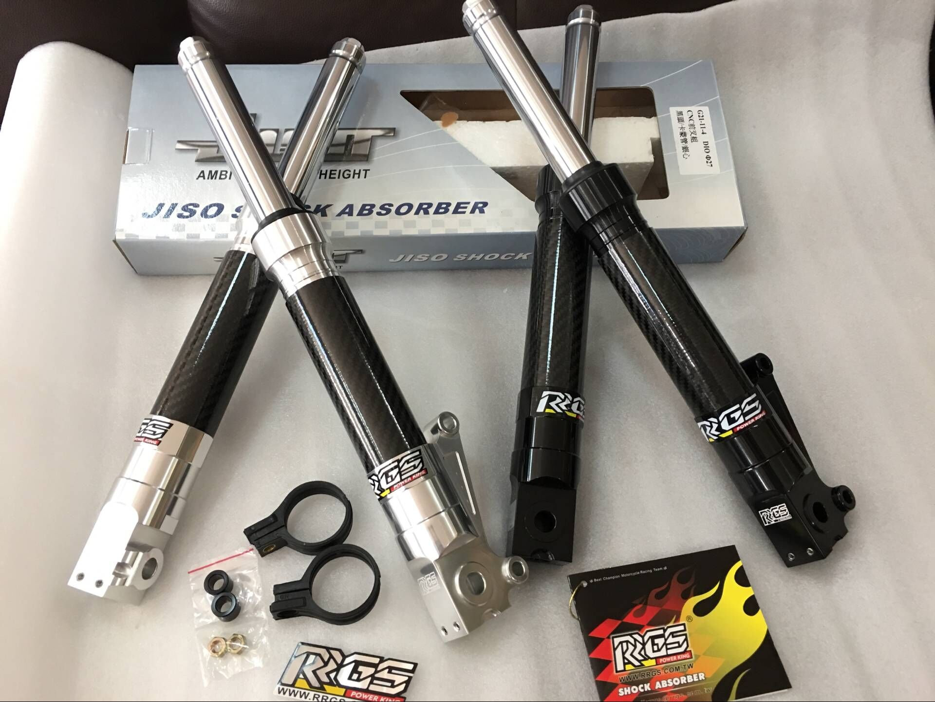 HONDA DIO AF18 Carbon Fiber Front Shocks RRGS/JISO Dee's Parts