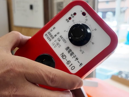春の種まきに大活躍!農家がDIYした「電熱マット+トンネル」の万能育苗法