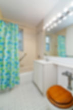 140-21_Burden_Cresent_107_Bathroom