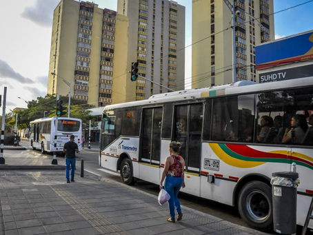 Estudiantes de estratos 1, 2 y 3, con descuento del 40% en pasaje de Transmetro