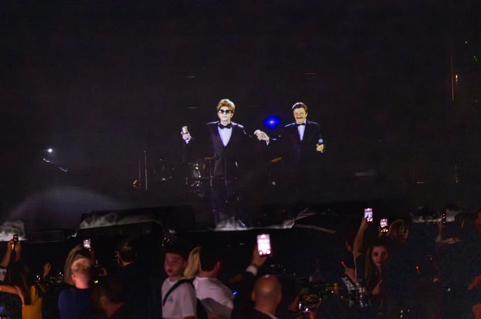 The Zeki Müren Hologram That Stole the Spotlight at the Selami Şahin Concert