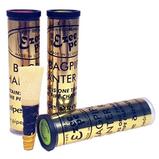 破損や湿気から守る容器入り