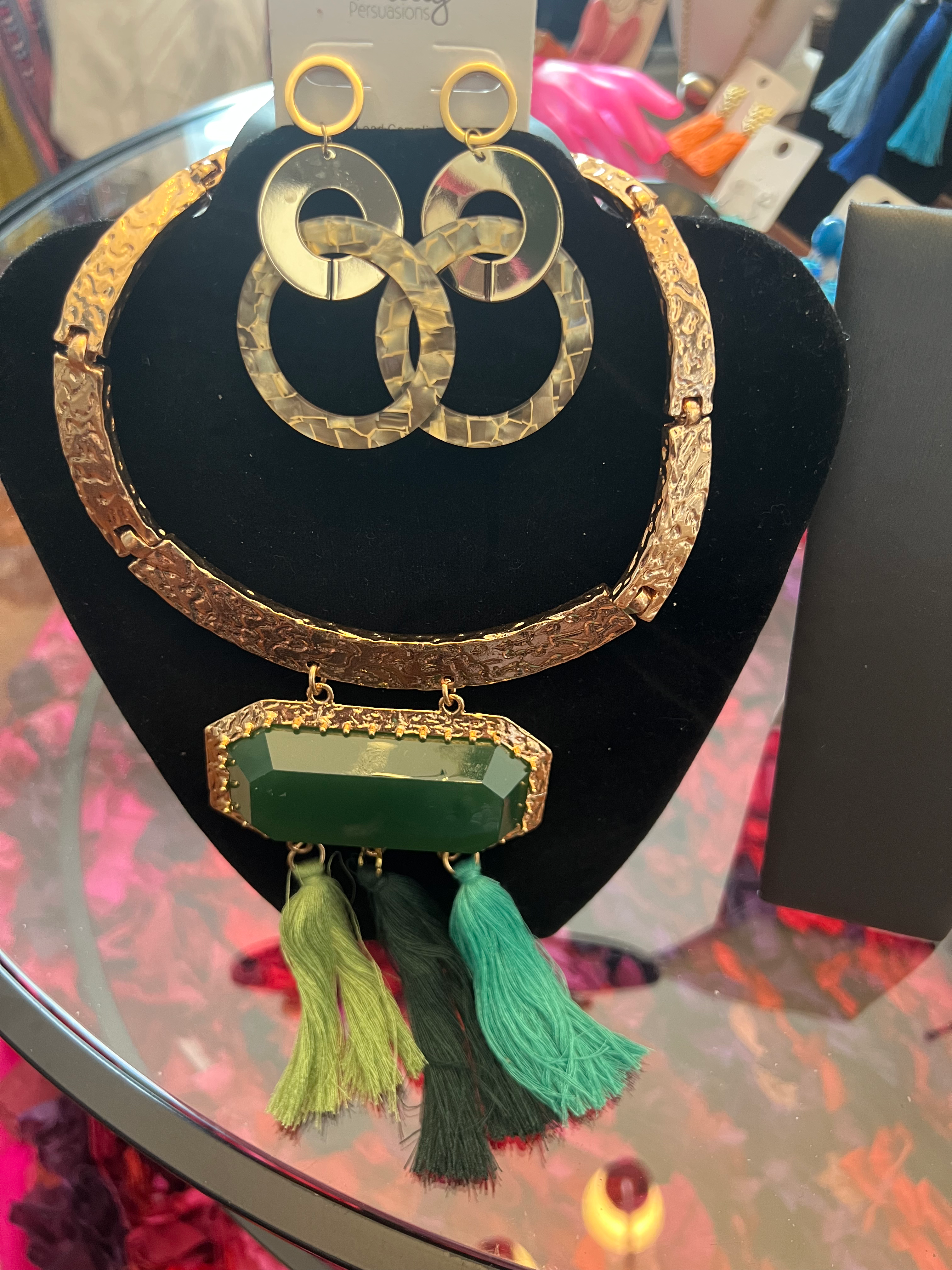 Color me green ( necklace only)