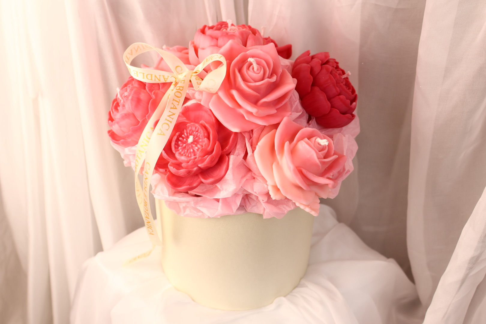 Blush Romance - luxusní květinový svíčkový box