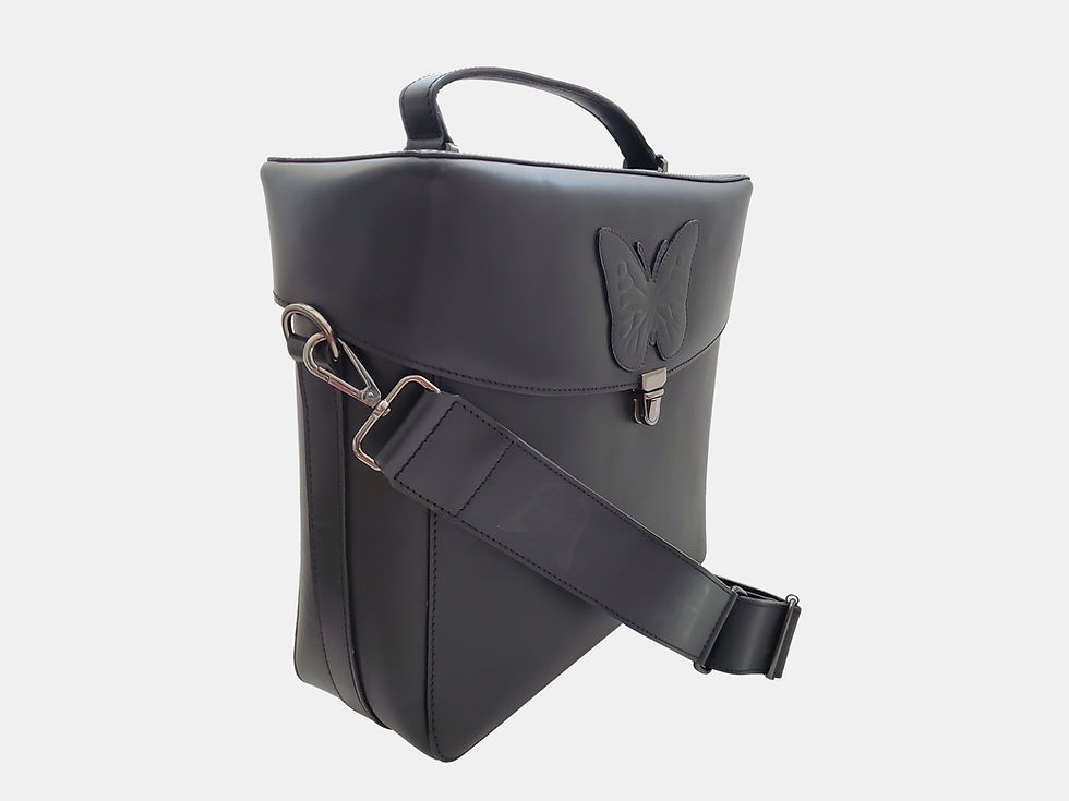 Thumbnail: The Lirio Camera Handbag