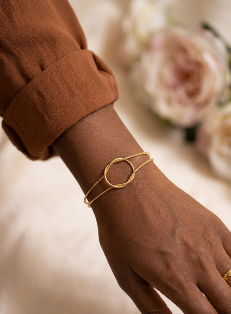 Classic Eternal Loop Bracelet in 18KT Gold Plating