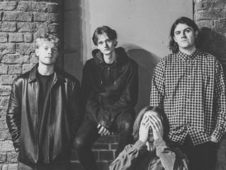 Rosellas return with soaring new single ‘Beautiful Lonely’ and announce Shadow Dancing EP