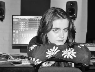 INTRODUCING: Charlotte Devlin 