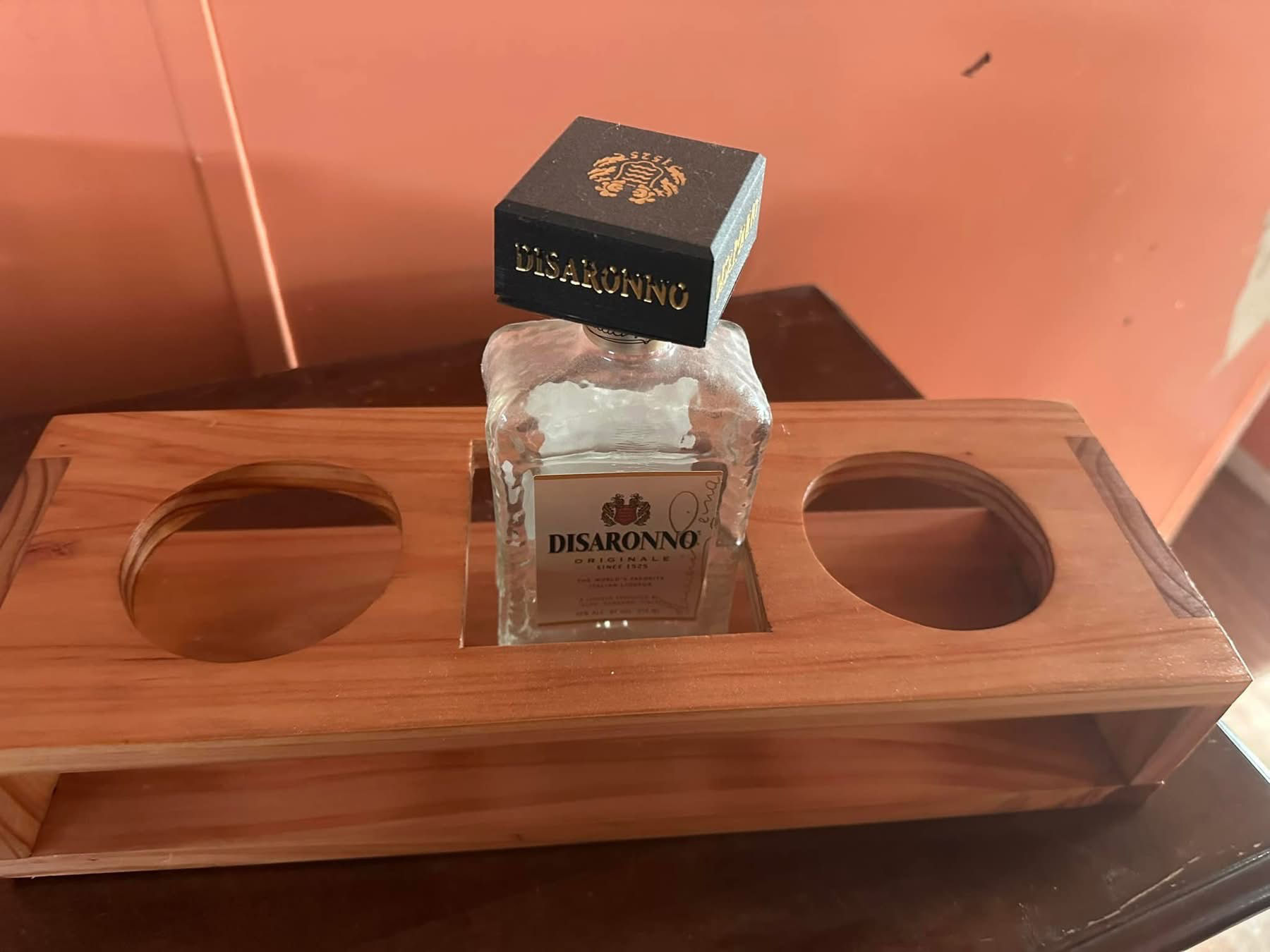 2 Glass Whiskey Holder 