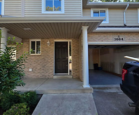 1662 FieldCrest Lane