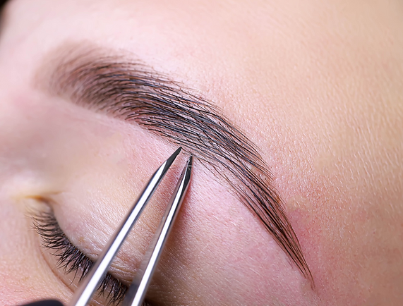 Epilation sourcils et teinture