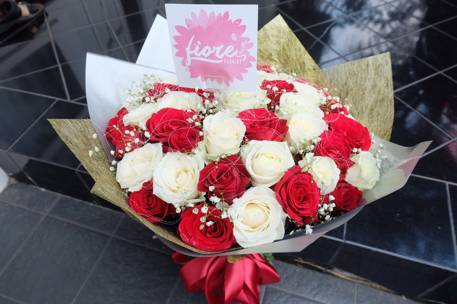 Roses of Elegance Bouquet