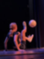 Kümi Freestyle macht eine Show an der Fussballa Gala des Fussballverbandes Nordwestschweiz