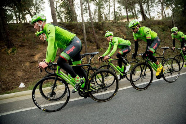 Para estar na estrada em 2018 a Cannondale precisa de dinheiro, muito dinheiro