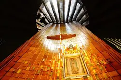 100r1g000001hiudaFB40