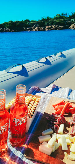 Sardische Snacks und Aperitivo, Bootstour Sardinien