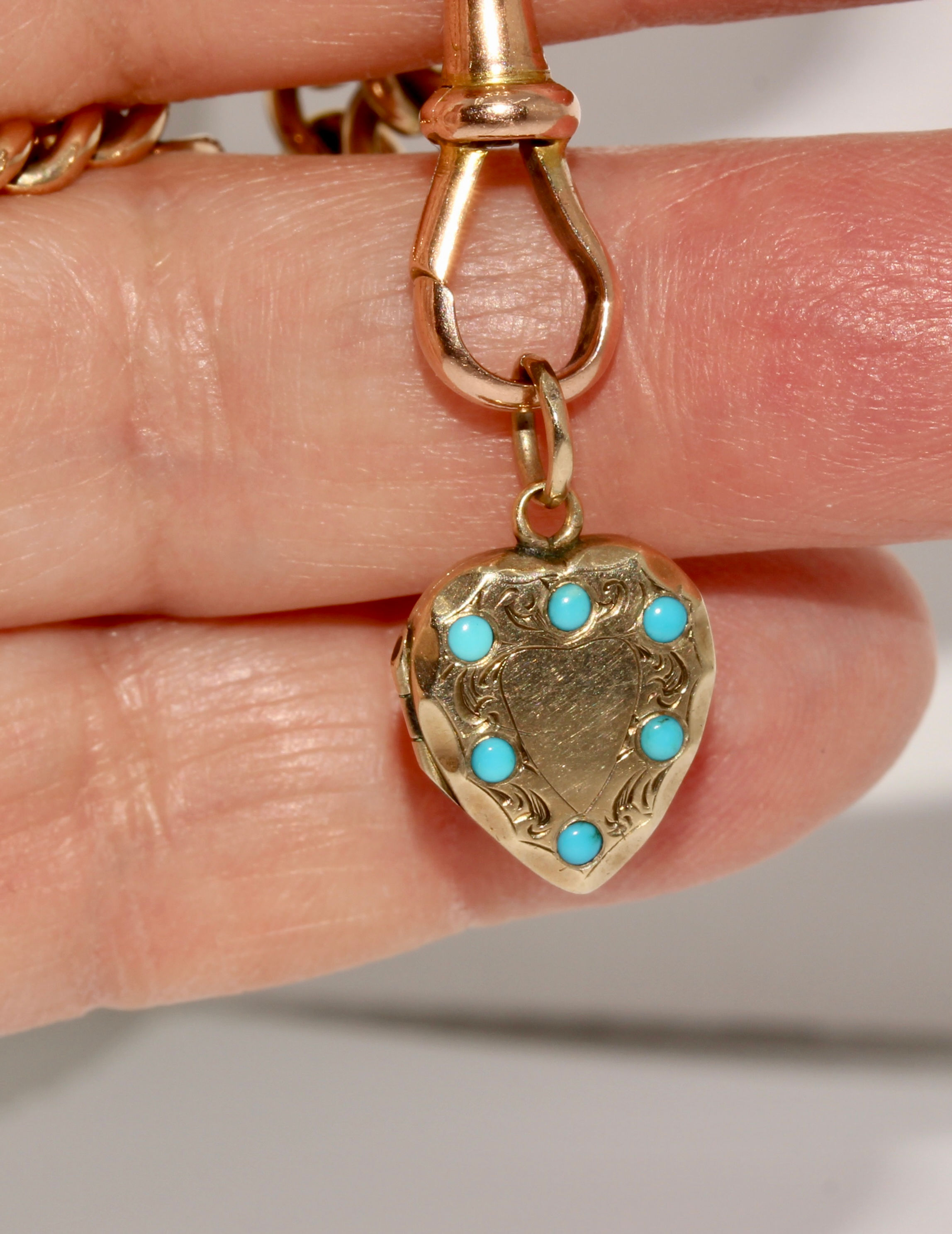 Antique Victorian 9K Gold Turquoise Heart Keepsake Locket