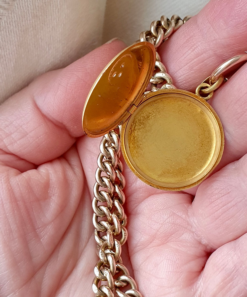 Thumbnail: Antique French 18K Gold Rose Diamond Locket